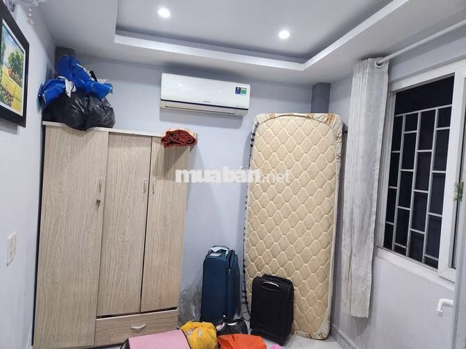 Cho thuê nhà nguyên căn 4 phòng hẻm Vạn Kiếp, quận Bình Thạnh