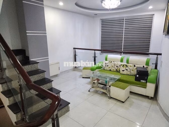 Cho thuê nhà nguyên căn 4 phòng hẻm Vạn Kiếp, quận Bình Thạnh