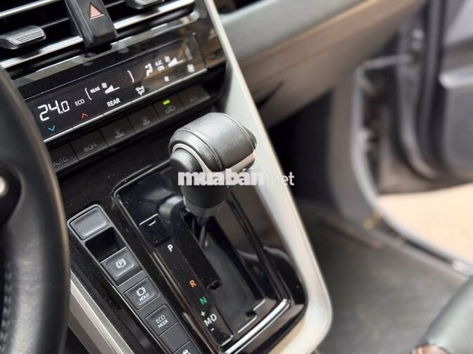 Toyota Innova Cross 2.0V 2024, Có Xuất HĐ