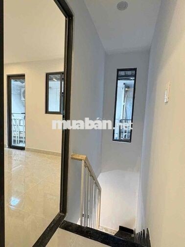 Cần bán cân nhà đang ở , do muốn đổi vị trí