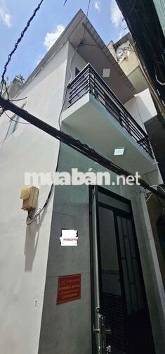 chỉ 1 tỷ 820 có nhà ngay vòng xoay lê đại hành Q11