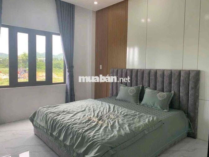Nhà nguyên căn 3 tầng MT Hoà Minh 19 sát biển đầy đủ nôii thất