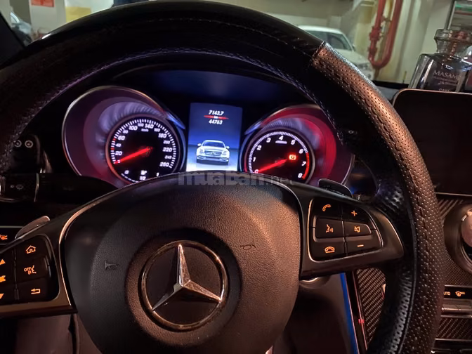 Cần bán C300 AMG siêu lướt giá 749tr