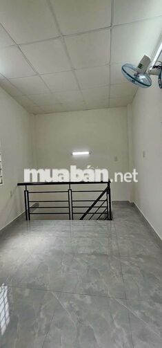 chỉ 1 tỷ 820 có nhà ngay vòng xoay lê đại hành Q11