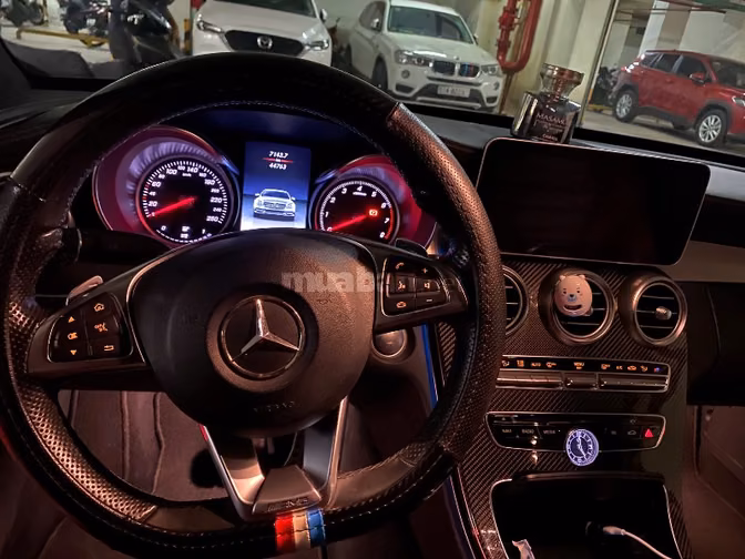 Cần bán C300 AMG siêu lướt giá 749tr