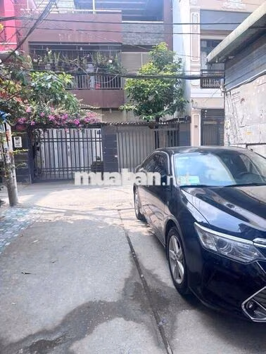 Nhà đường Dương cát lợi vị trí xe hơi thông thoáng giáp Q7.