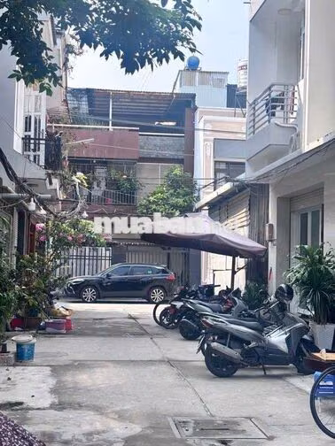 Nhà đường Dương cát lợi vị trí xe hơi thông thoáng giáp Q7.