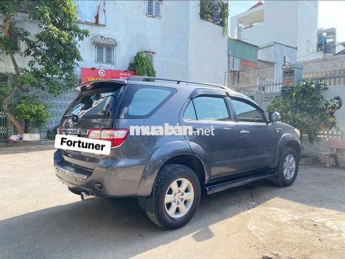 Toyota Fortuner 2009, 2.7V 4x4 AT, máy xăng