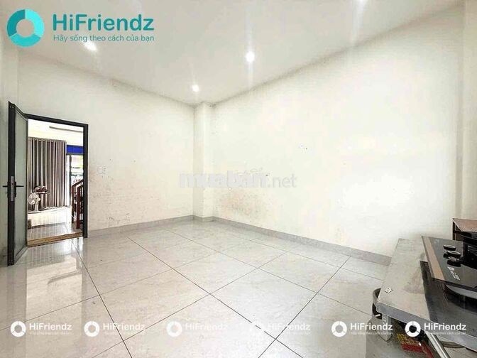 PHÒNG TRỆT MỚI SẠCH SẼ GẦN THCS HỒ VĂN LONG - KCN TÂN TẠO