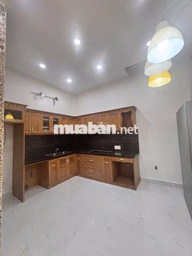 Nhà đường Dương cát lợi vị trí xe hơi thông thoáng giáp Q7.