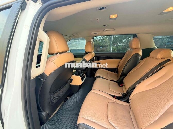 Kia Carnival Luxury 2022 Dầu 81.000km Trắng