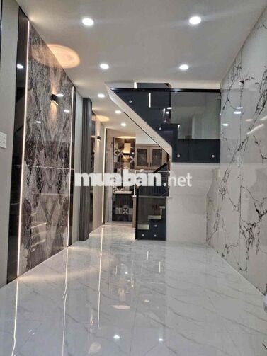 Bán nhà mặt tiền đs: 8, BHHA: đúc 1 lầu, 2,5x8