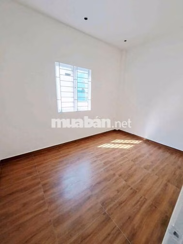 CHO THUÊ NHÀ 2 MT HẺM 688 HƯƠNG LỘ 2 - 4PN - 3 TẦNG - 16TRIEU - HẺMXH