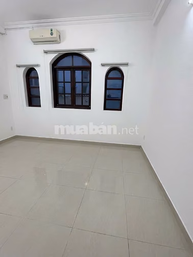 Nhà bán 1/ gần sát MT CMT8_ 3,6mx9,5m_Nhà 4 tầng BTCT_Giá 5,5 tỷ