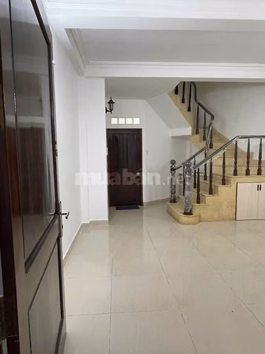 Nhà bán 1/ gần sát MT CMT8_ 3,6mx9,5m_Nhà 4 tầng BTCT_Giá 5,5 tỷ