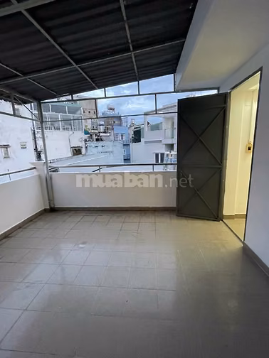 Nhà bán 1/ gần sát MT CMT8_ 3,6mx9,5m_Nhà 4 tầng BTCT_Giá 5,5 tỷ