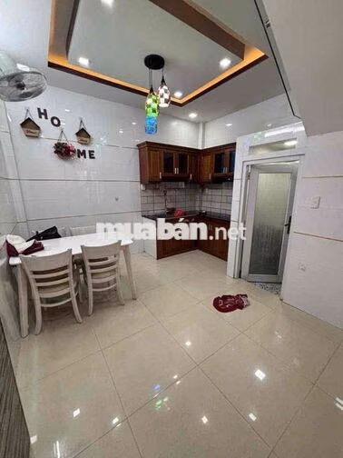 cho thuê nhà hẻm 49// đường số 51 (4x8) trệt lầu , 2pn , 2wc