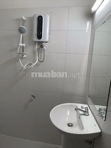 Nhà bán 1/ gần sát MT CMT8_ 3,6mx9,5m_Nhà 4 tầng BTCT_Giá 5,5 tỷ
