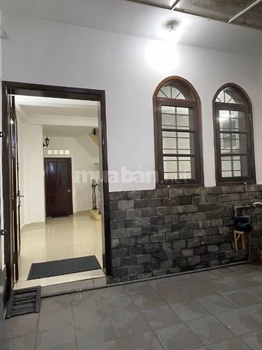 Nhà bán 1/ gần sát MT CMT8_ 3,6mx9,5m_Nhà 4 tầng BTCT_Giá 5,5 tỷ