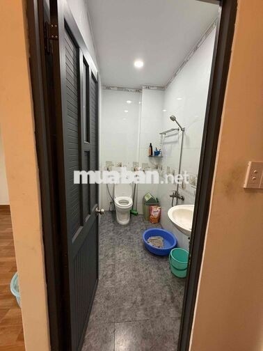 nhà 4 tầng 4pn 5wc sân thượng hẻm xe tải phù hợp ở và kd online, vpcty