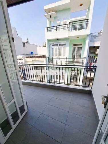 CHO THUÊ NHÀ 2 MT HẺM 688 HƯƠNG LỘ 2 - 4PN - 3 TẦNG - 16TRIEU - HẺMXH