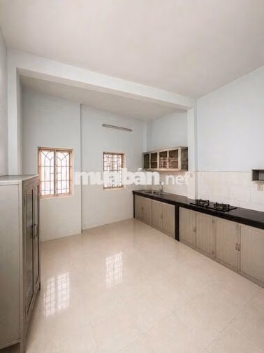 Bán nhà riêng tại 165/8 Trần Quang Cơ, 6,8 tỷ, 74,5m2, 4PN, 3WC