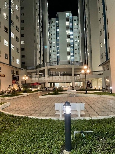Bán căn hộ 2PN HQC 35 Hồ Học Lãm, P.An Lạc. 1,9 tỷ, Căn góc nhà đẹp.