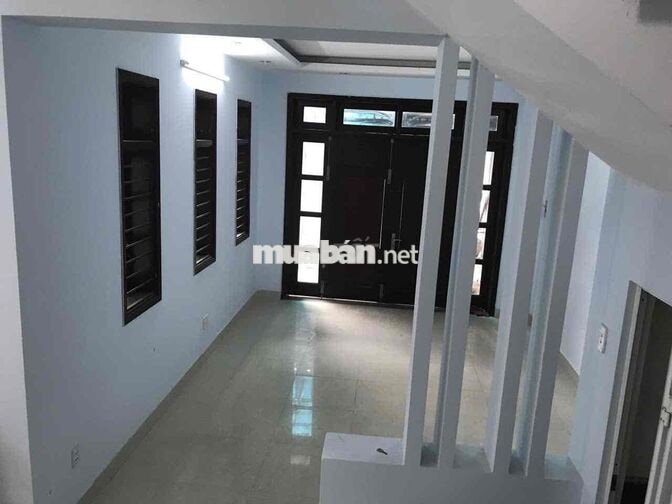 Cho thuê biệt thự KDC An Sương, 7x15m, 2 lấu, đường 20m, Q12. 23tr