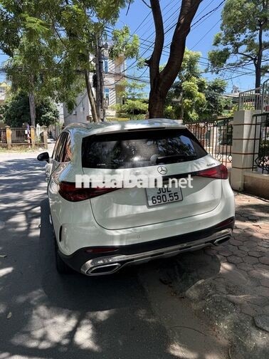 Mercedes-Benz GLC 300 All new 2023 màu trắng