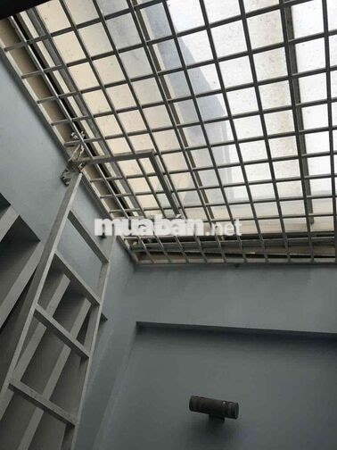 Cho thuê biệt thự KDC An Sương, 7x15m, 2 lấu, đường 20m, Q12. 23tr