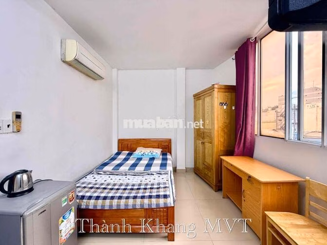 Cho Thuê Căn Hộ Cửa Sổ Thang Máy Full Nội Thất Gần Đại Học Kinh Tế Ueh