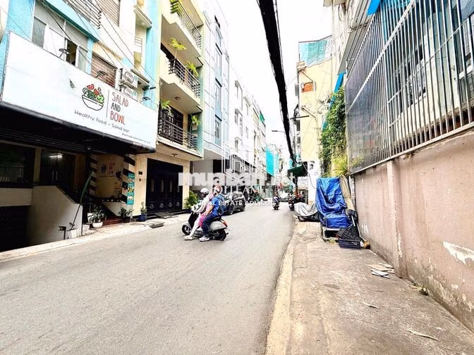 28 TRẦN THIỆN CHÁNH, QUẬN 10 - 5x17m - 4 TẦNG - GIÁ THUÊ: 50 TRIỆU