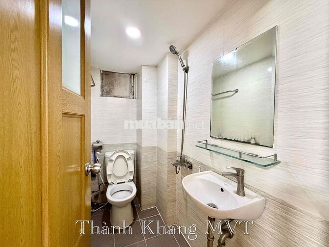 Cho Thuê Căn Hộ Cửa Sổ Thang Máy Full Nội Thất Gần Đại Học Kinh Tế Ueh