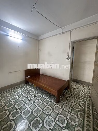 [3017] NHÀ CHUNG CƯ XÓM CẢI, ĐƯỜNG NGUYỄN TRÃI QUẬN 5 