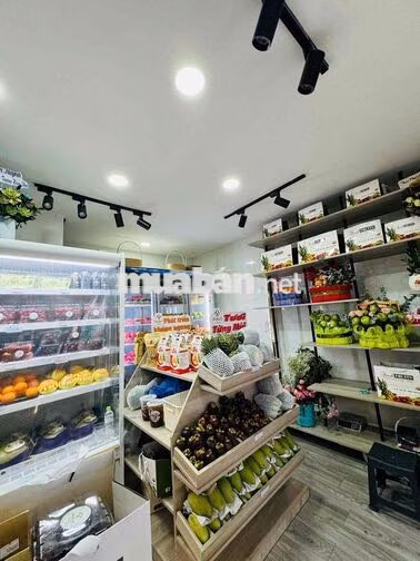 SANG NHƯỢNG CỬA HÀNG TRÁI CÂY NHẬP KHẨU – VỊ TRÍ ĐẸP Q.1