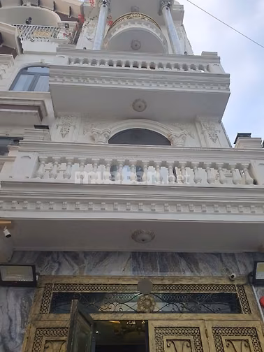 Bán nhà gần  AEON MALL TÂN PHÚ 5P xe máy, nhà 4 tầng, hẻm 6m xe tải 