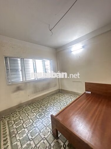 [3017] NHÀ CHUNG CƯ XÓM CẢI, ĐƯỜNG NGUYỄN TRÃI QUẬN 5 