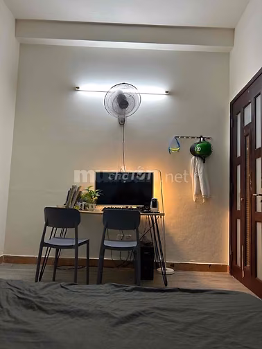 Pass gấp phòng sân bay, full nội thất, mát mẻ, yên tĩnh