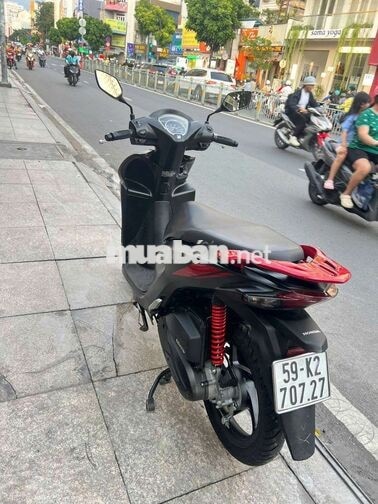Honda Vision Cao cấp 2023 Đen