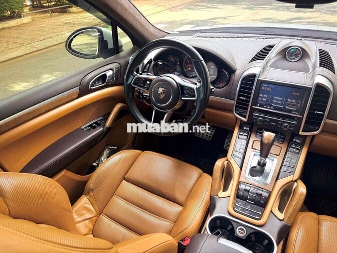 Porsche Cayenne Turbo V8 4.8 Twin-Turbo Trắng