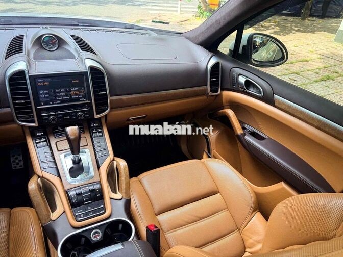 Porsche Cayenne Turbo V8 4.8 Twin-Turbo Trắng