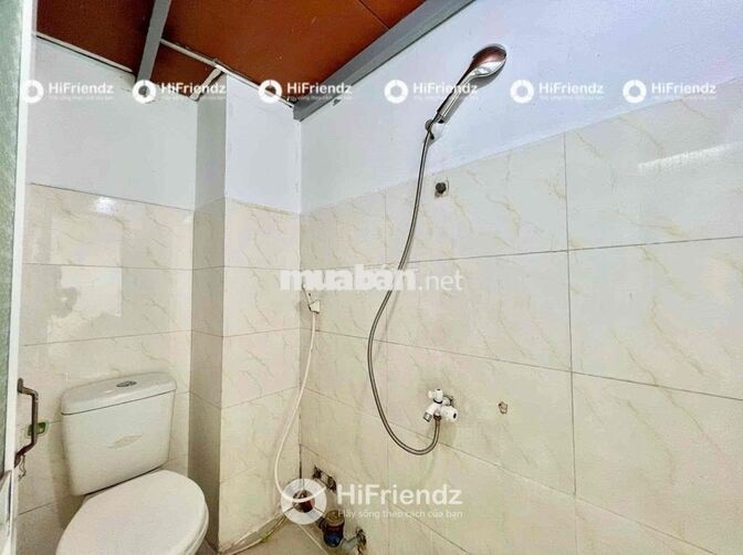 PHÒNG GÁC CAO GẦN TRƯỜNG HUIT - CÓ THANG MÁY - CỬA SỔ TRỜI - 3TR2