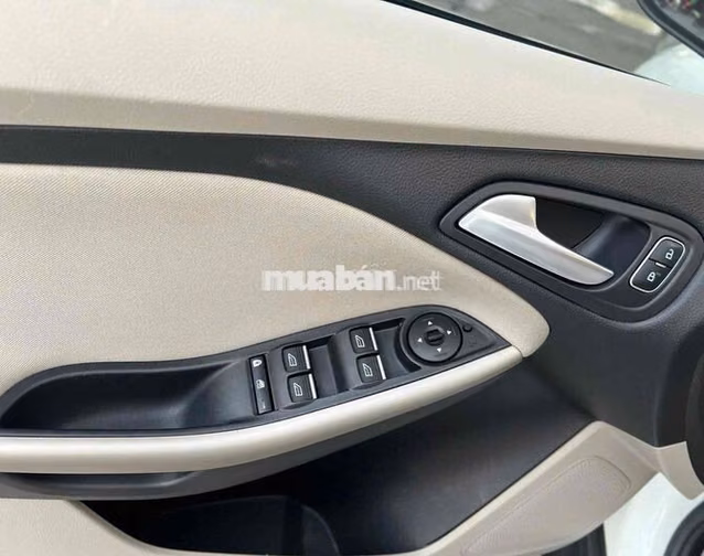 Ford Focus 2019 Trắng Tự động 80.000km
