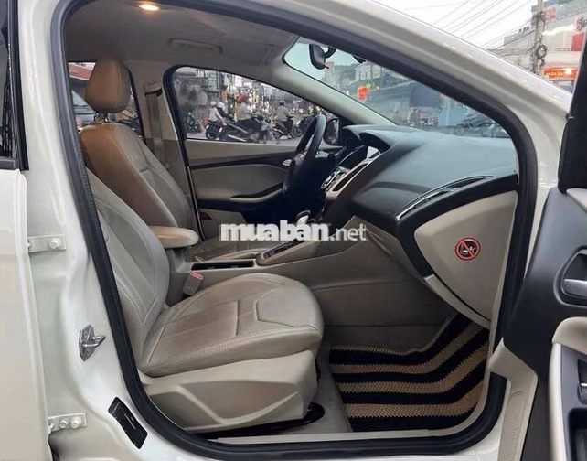 Ford Focus 2019 Trắng Tự động 80.000km