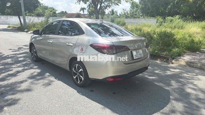 Toyota Vios Vàng cát 2025