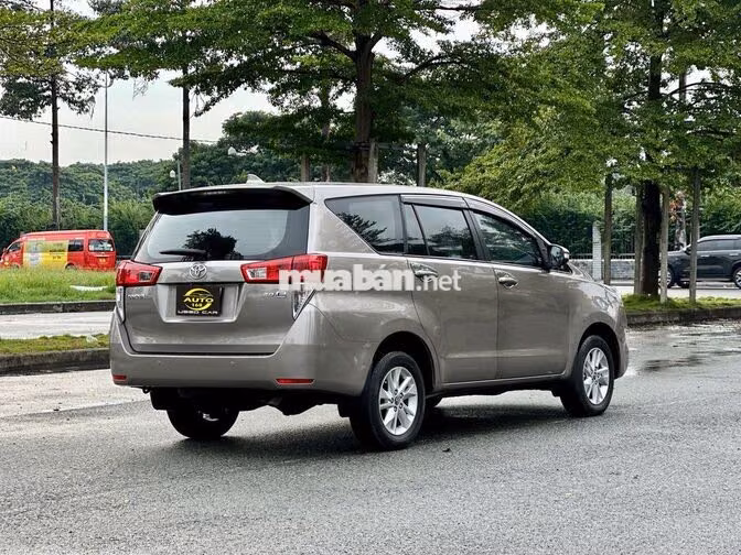 Toyota Innova 2016 Số sàn
