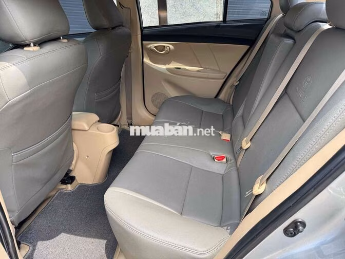 Toyota Vios 1.5 CVT 2017 Bạc Tự động 70000 km