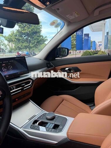 BMW 320i Sport Line 2024
