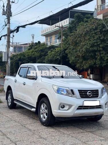 Nissan Navara 2017 Sàn Trắng máy dầu bs hcm
