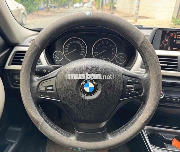 BMW 320i 2014 Xám 66.000km